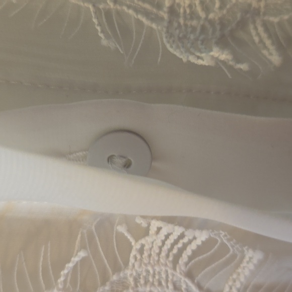 RYEGRASS BRAND WOMEN'S SHEER WHITE FRONT BUTTON BLOUSE TOP SIZE SMALL - Picture 8 of 16